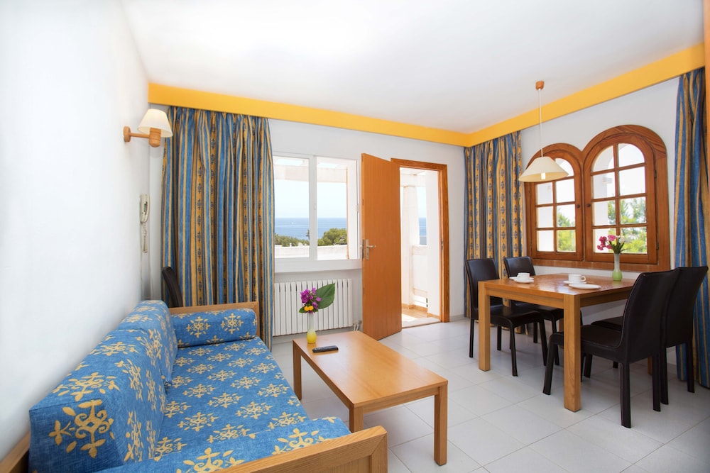 Gavimar la Mirada Club Resort 15/33