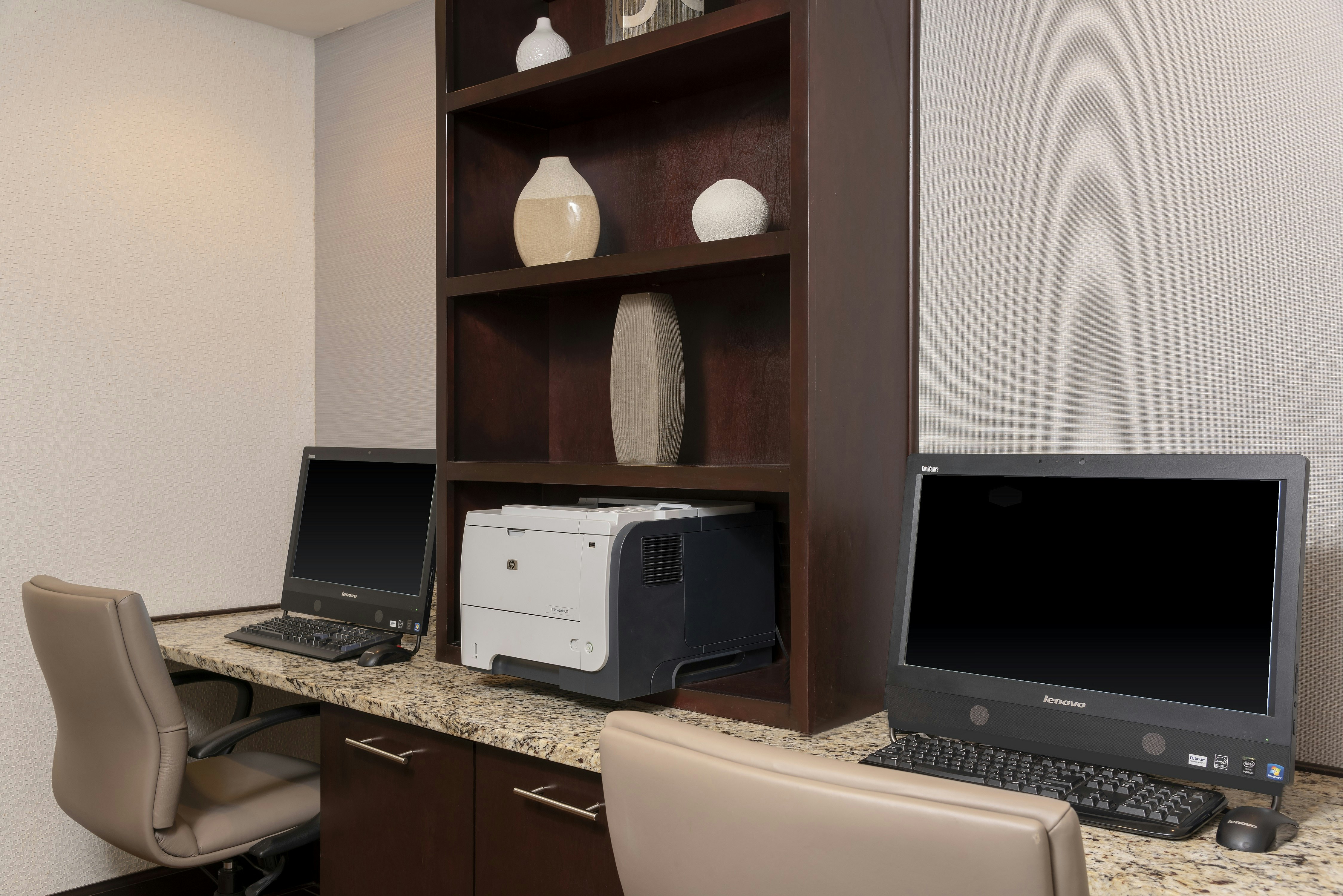 Hampton Inn East Lansing 40/45