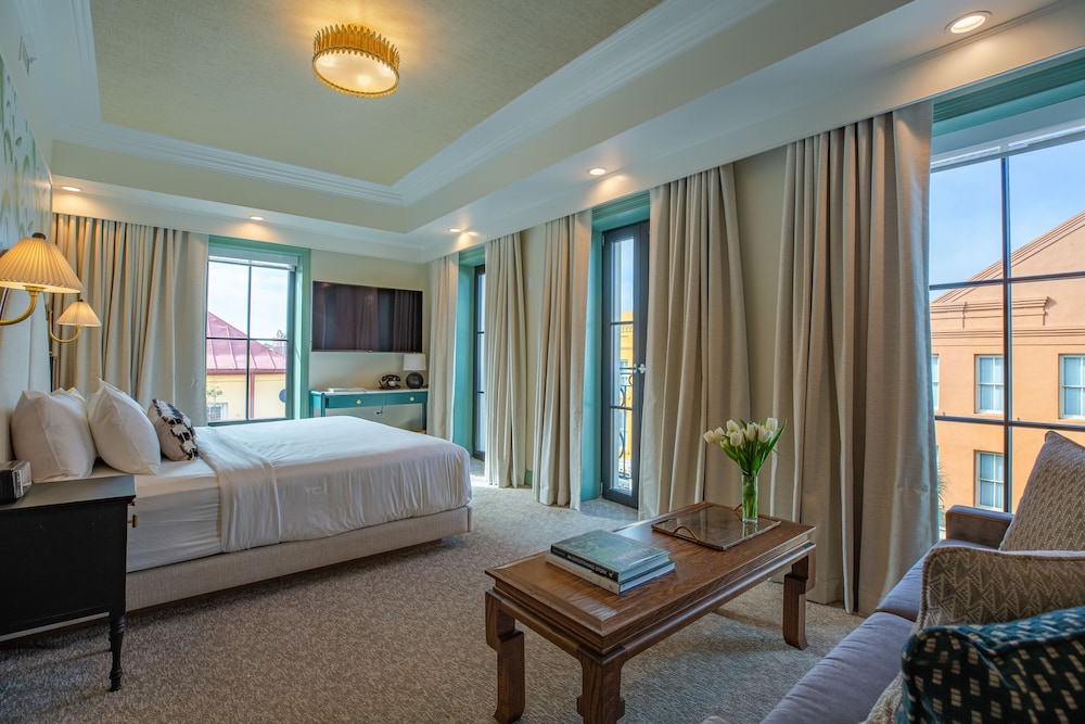 PREMIUM, MULTIPLE BEDS, BALCONY