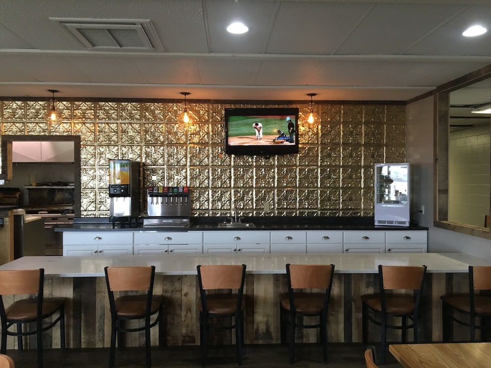 Sunlac Inn 12/24