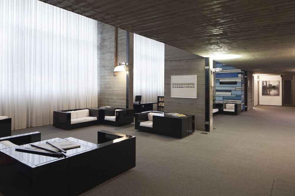 Duparc Contemporary Suites 34/73
