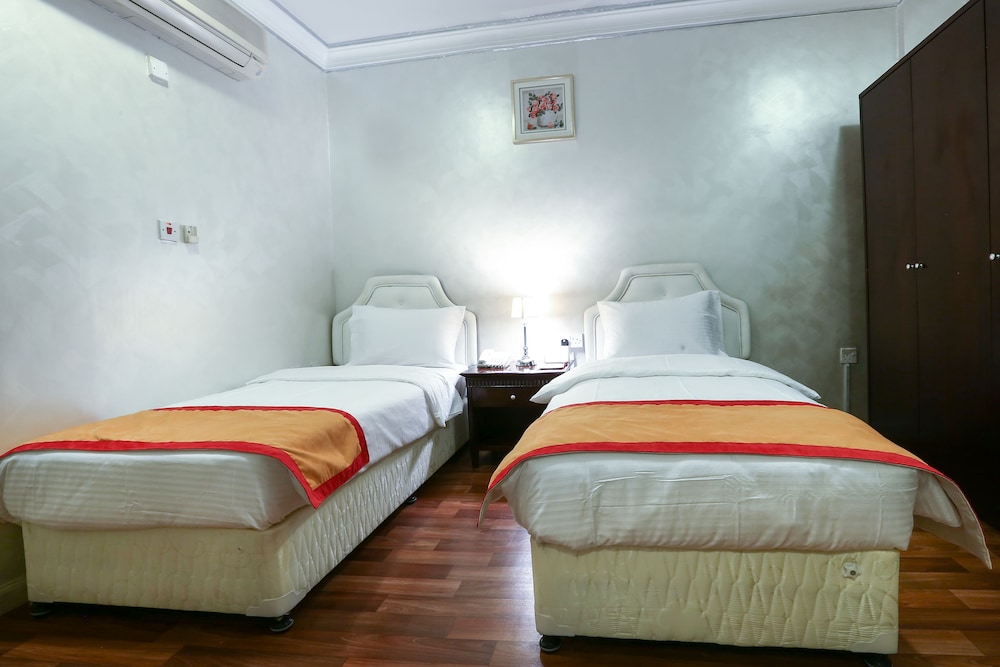 La Villa Suites Hotel 29/48