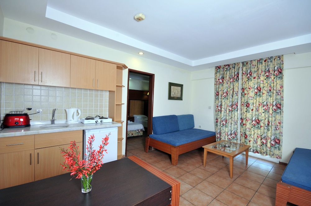 Greenpark Apartments 10/49