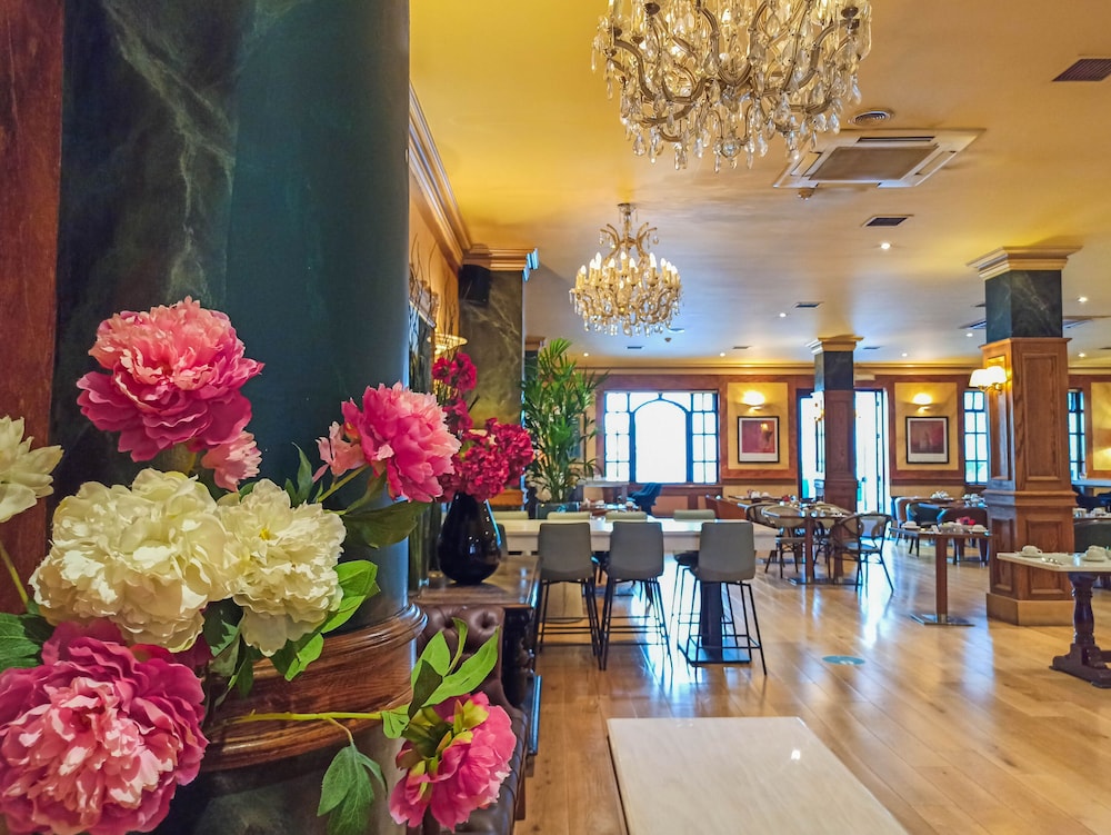 Victoria Hotel Galway 36/50