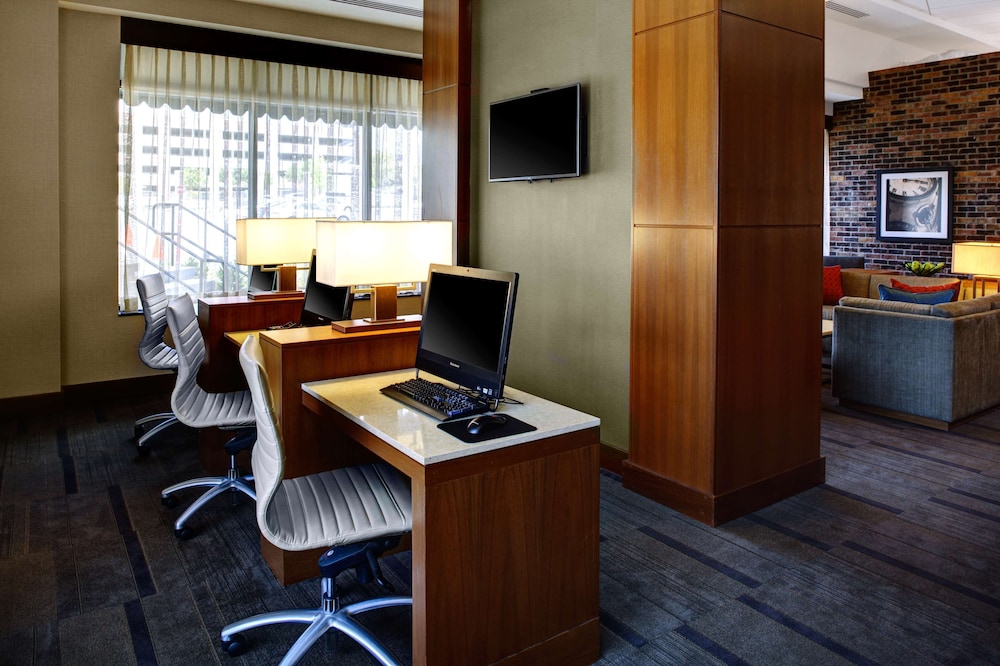 Hyatt Place Columbia Downtown the Vista 61/70