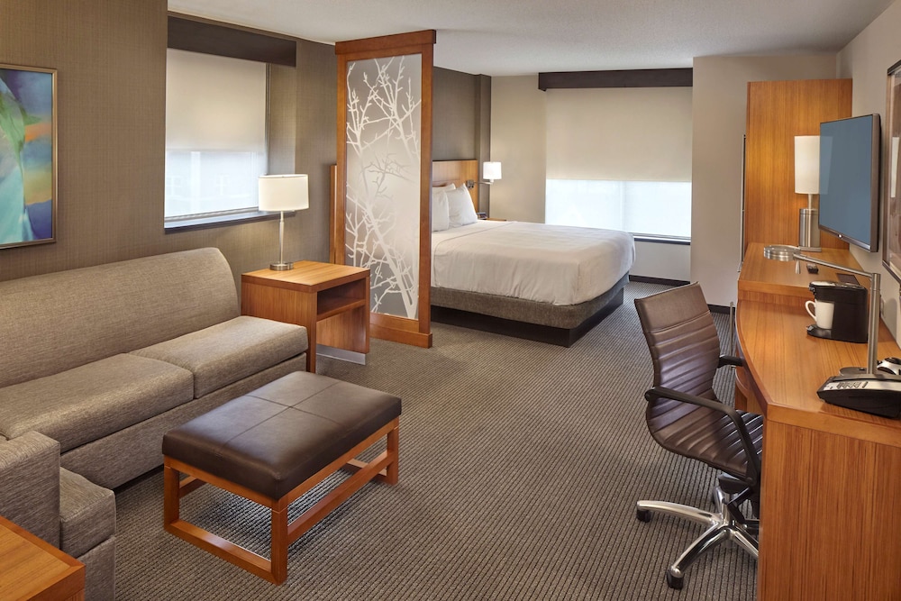 Hyatt Place State College 43/61