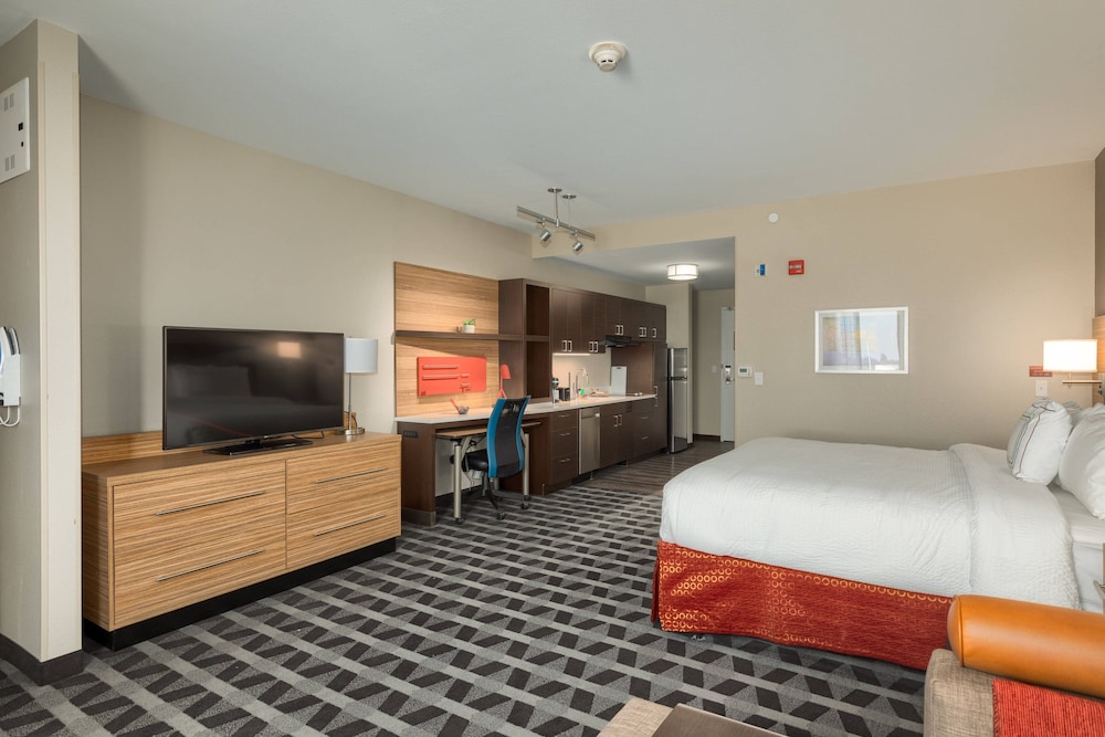 TownePlace Suites by Marriott Owensboro 8/42