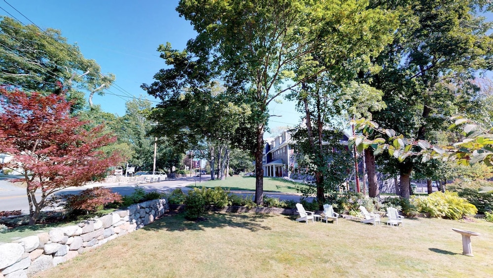 Holbrook House Bed and Breakfast- Bar Harbor ME 33/50
