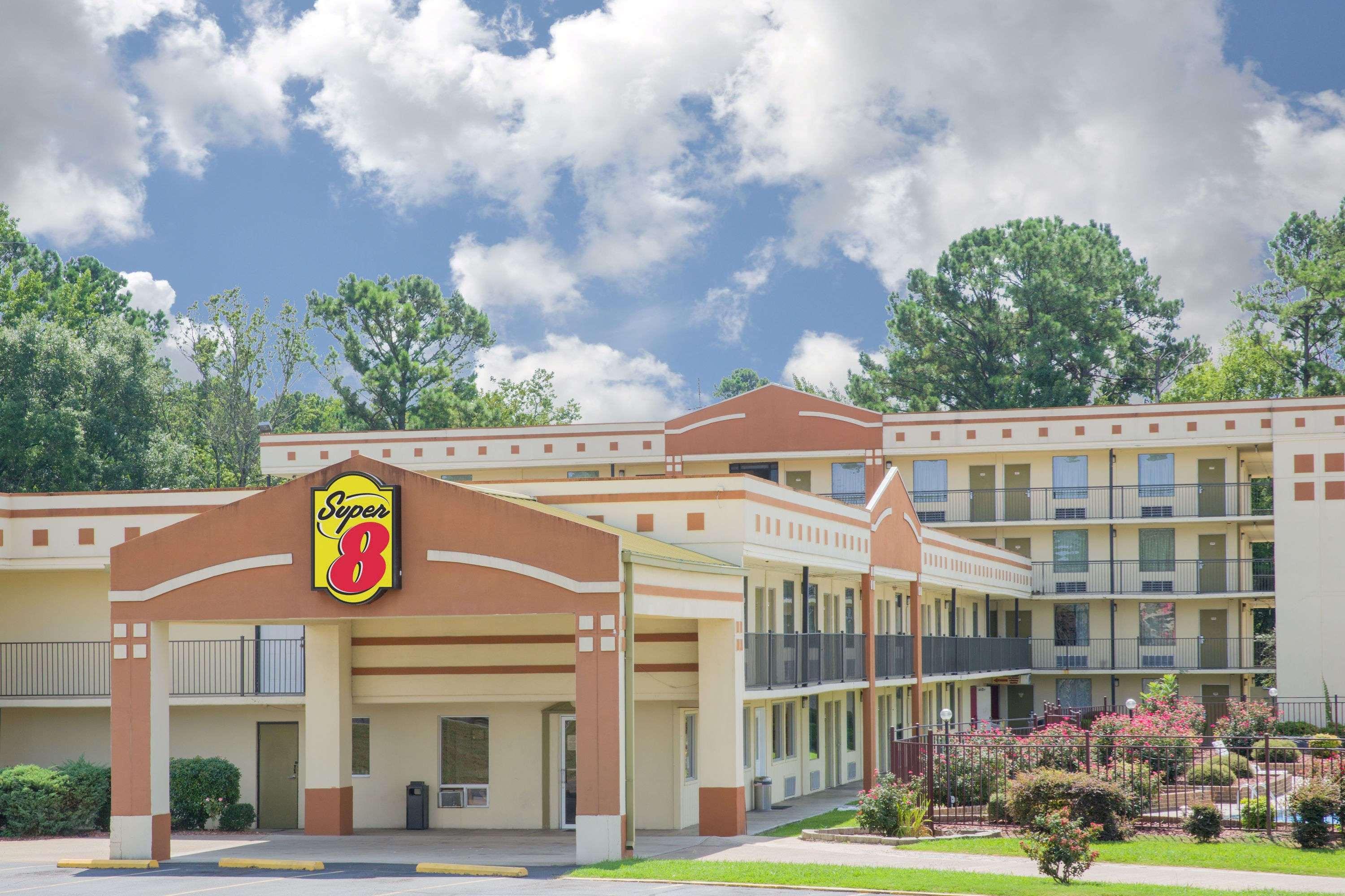 Super 8 By Wyndham Jasper 2/16