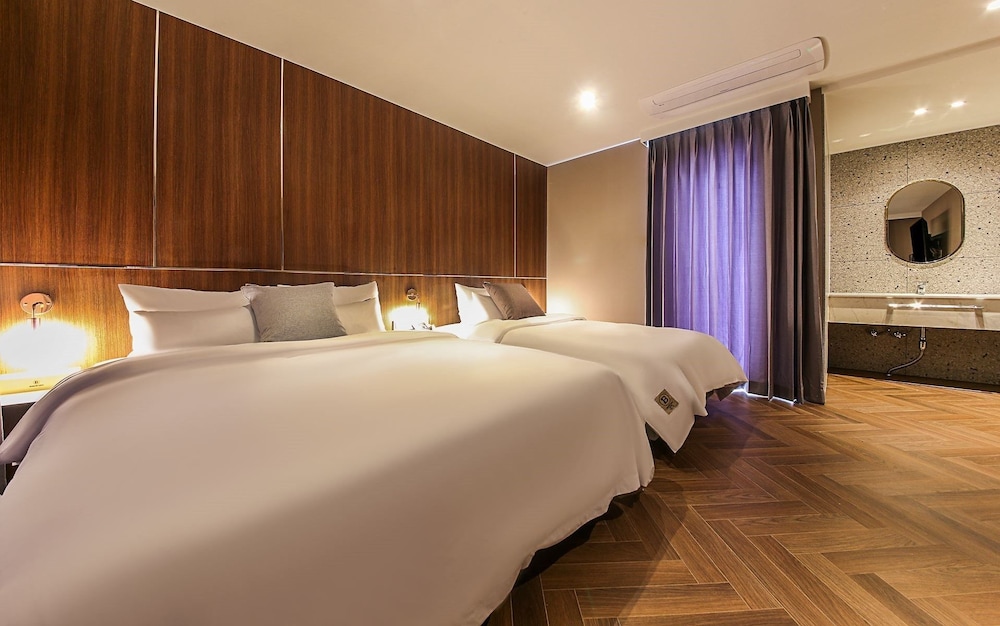 Hotel Yaja Chungmu Jagalchi 7/44