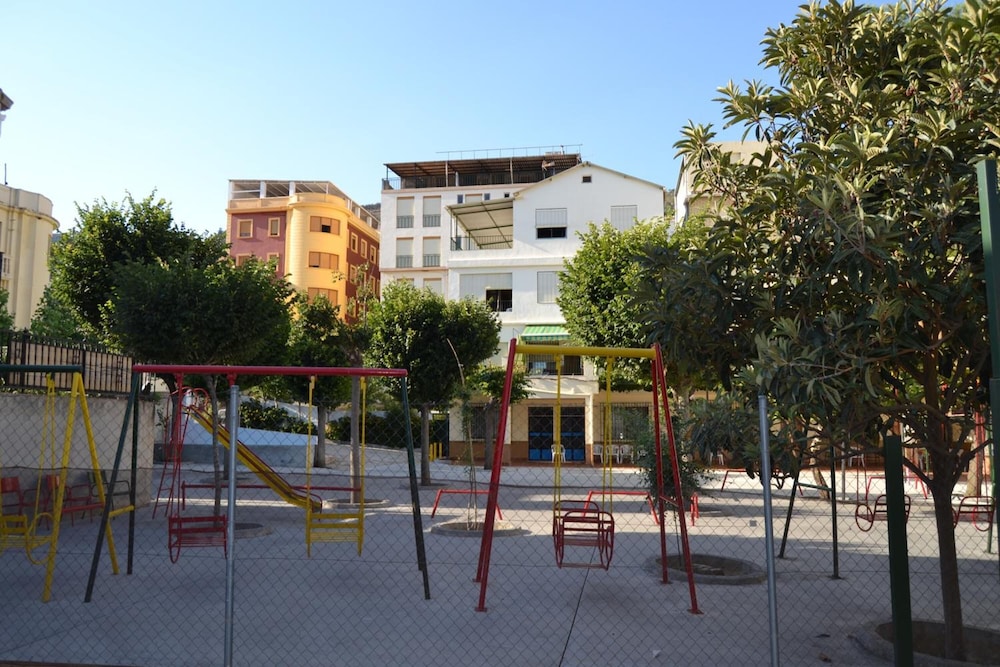 Central Hotel 46/60
