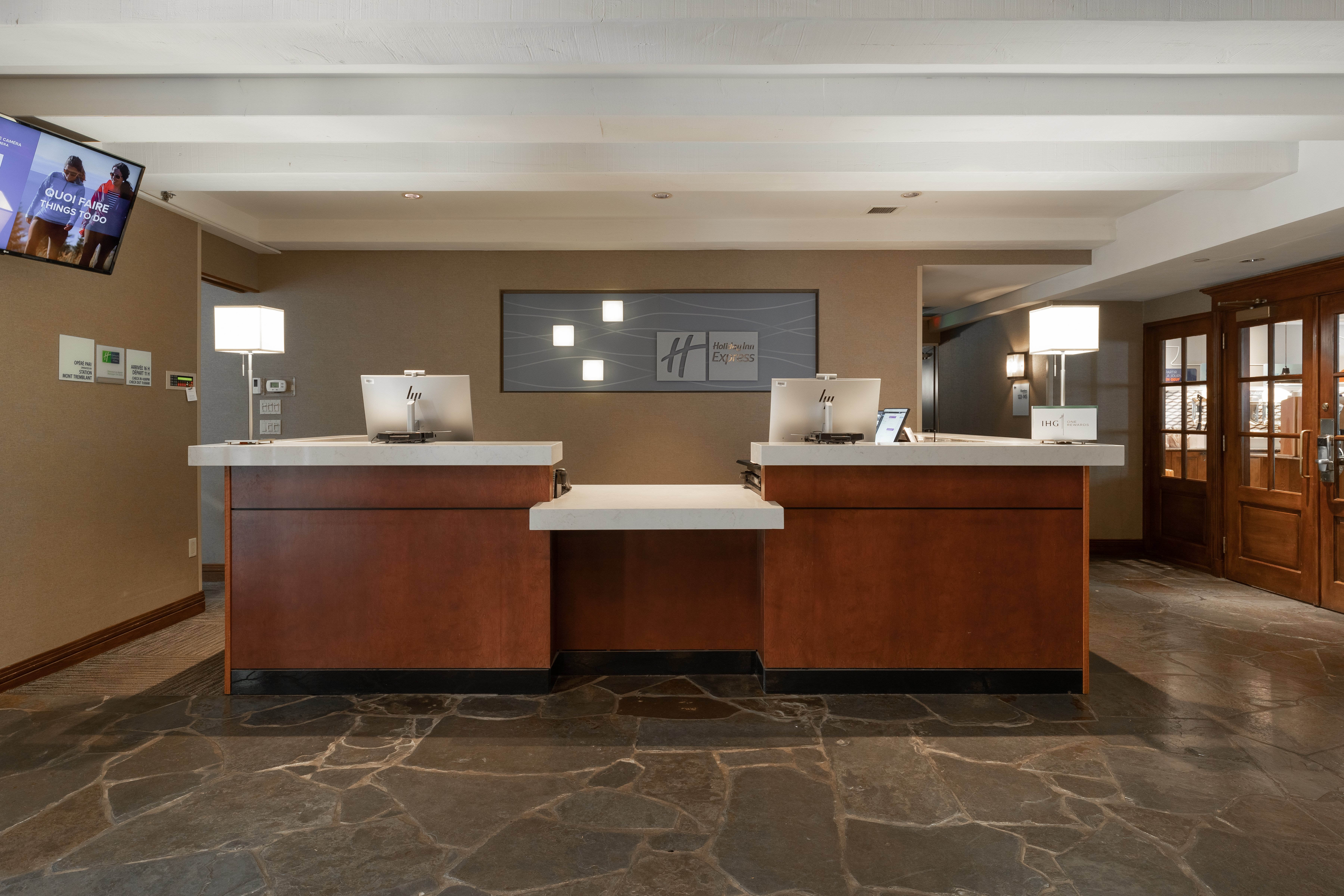 Holiday Inn Express And Suites Tremblant 3/50