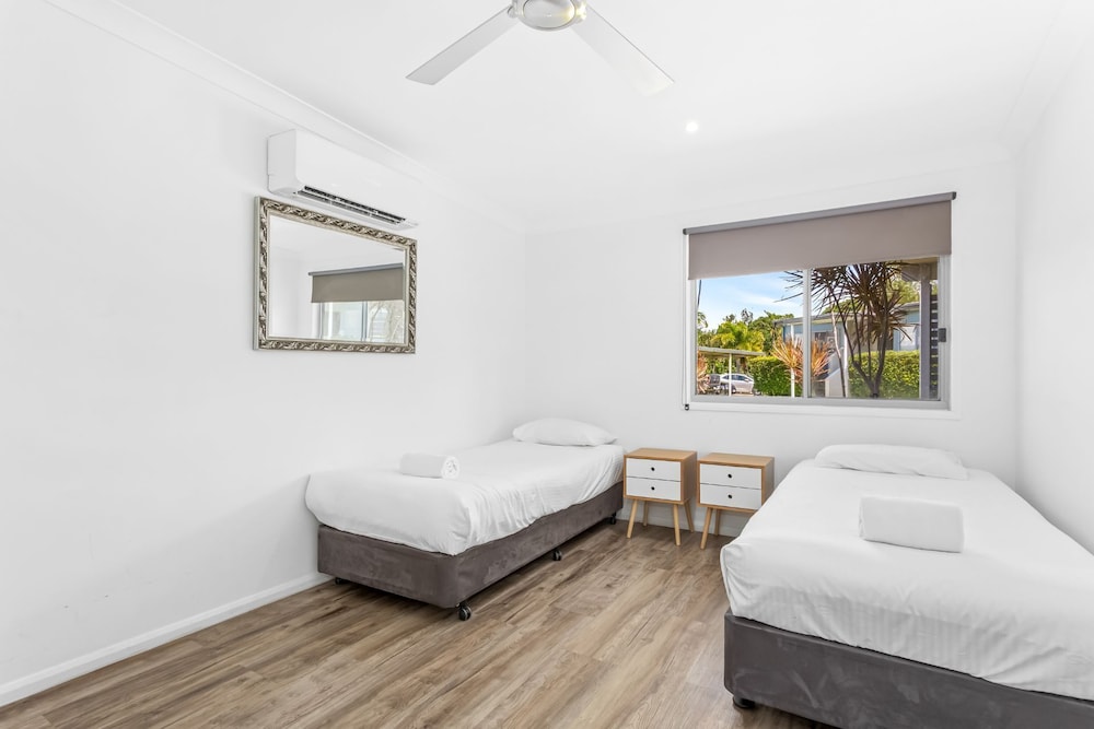 2 Bedrooms, Spa, Bungalow, Queen and Twin Beds