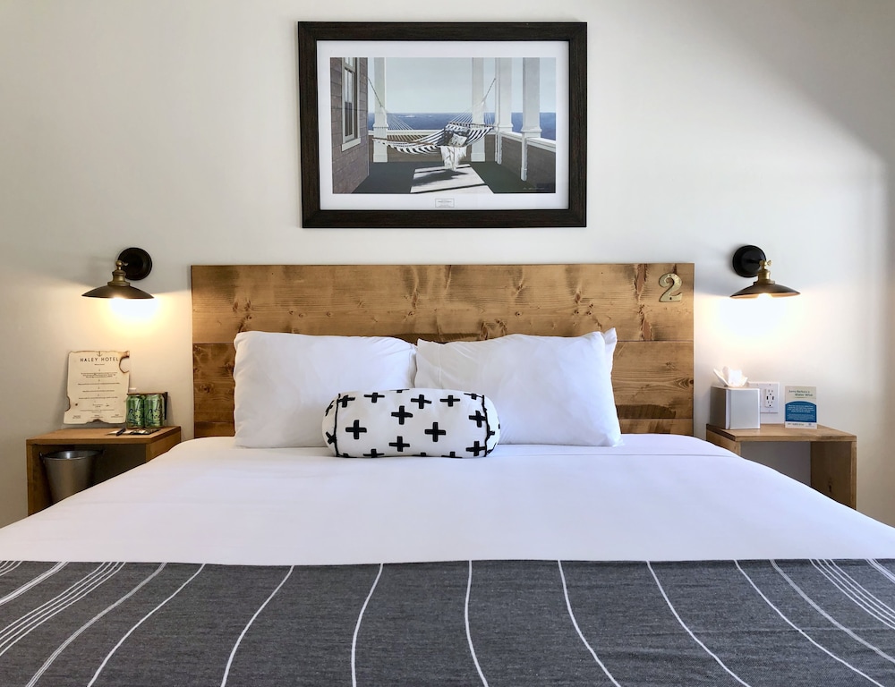 Haley Hotel 15/67