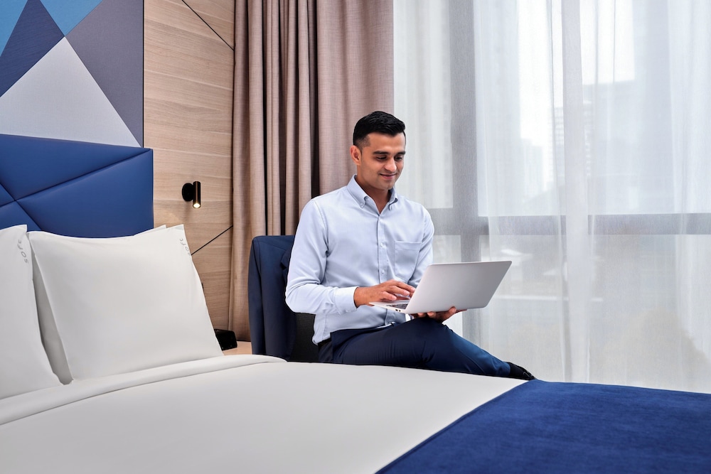Holiday Inn Express Singapore Serangoon 11/49