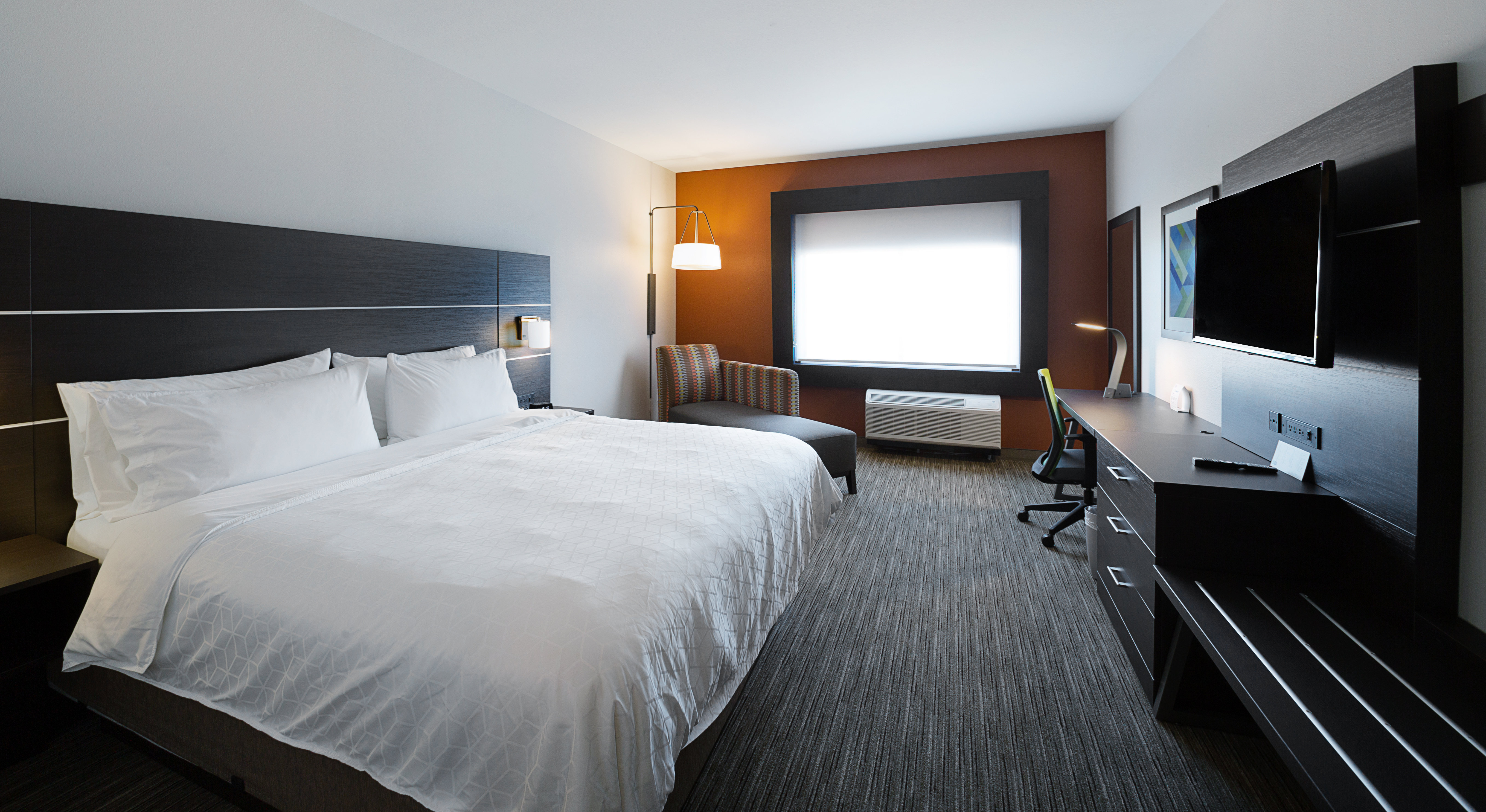 Leisure, King Bed