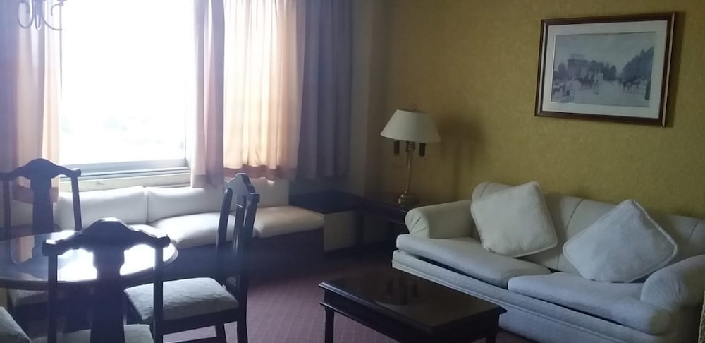 Maria Victoria Hotel 49/71