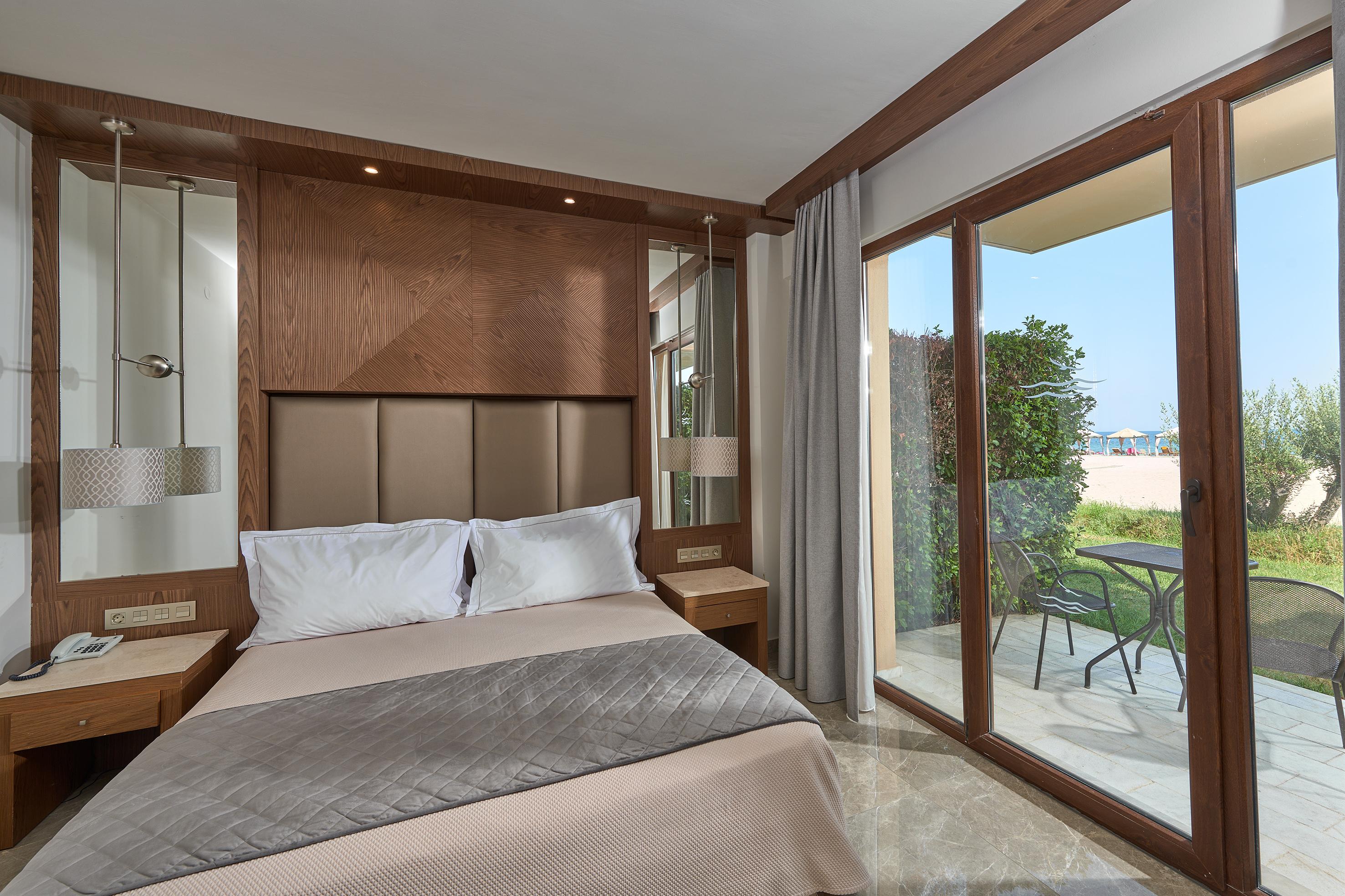 Standard, Double Bed, Sea Front