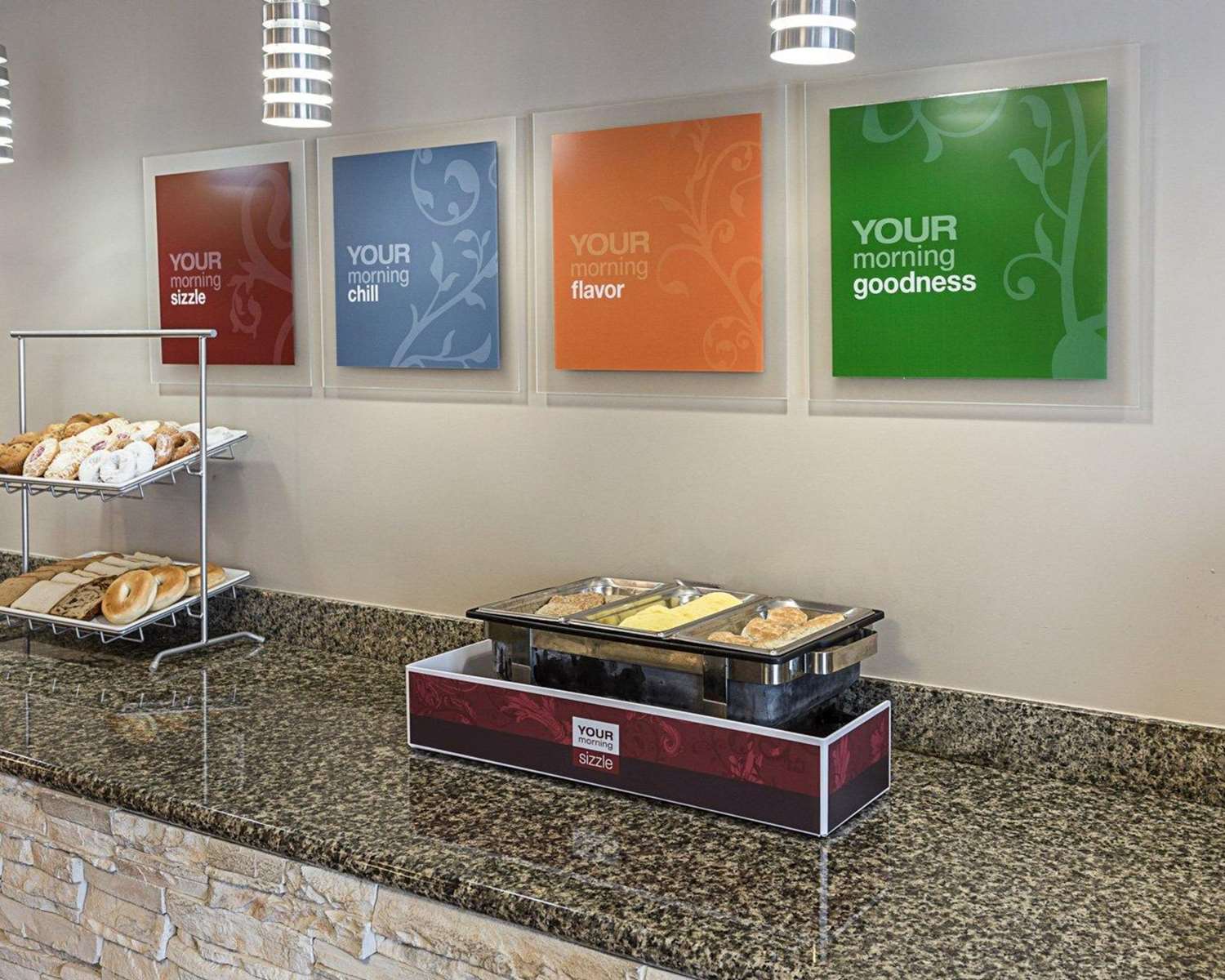 Comfort Suites Near Tanger Outlet Mall 8/18