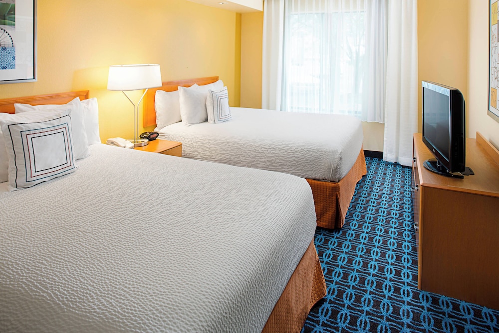 Fairfield Inn Suites Lafayette South 5/36