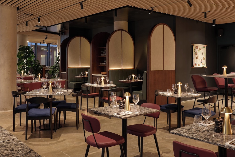 Hotel Indigo Gloucester - The Forum by IHG 31/50