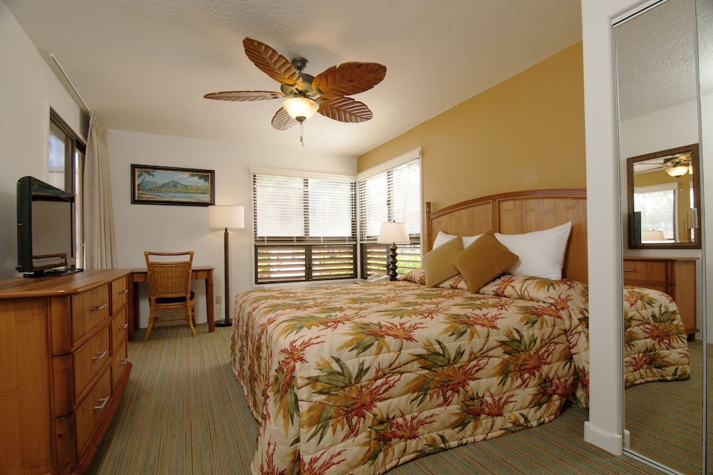 1 BEDROOM, LAGOON, DELUXE