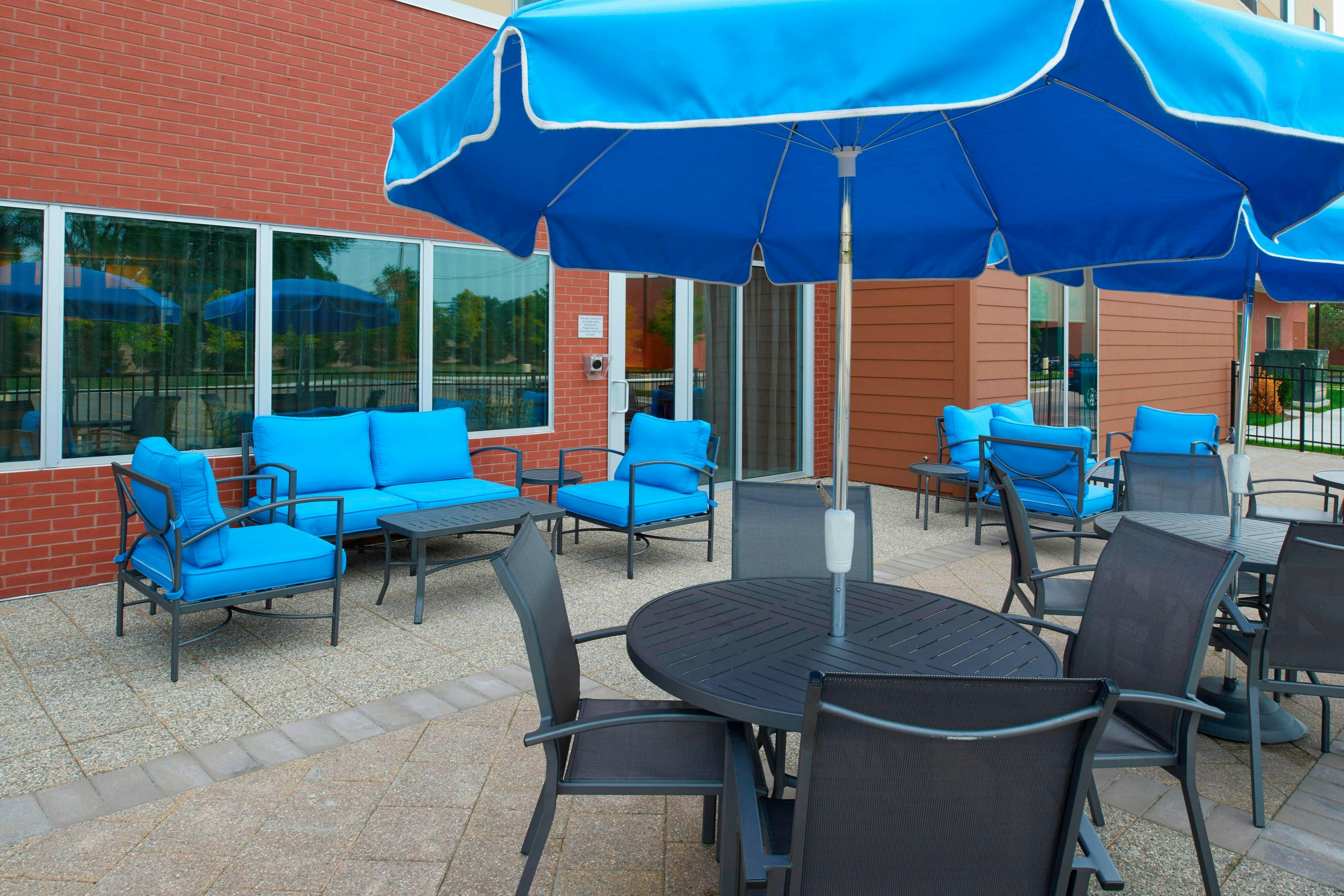Fairfield Inn Suites Detroit Troy 9/12