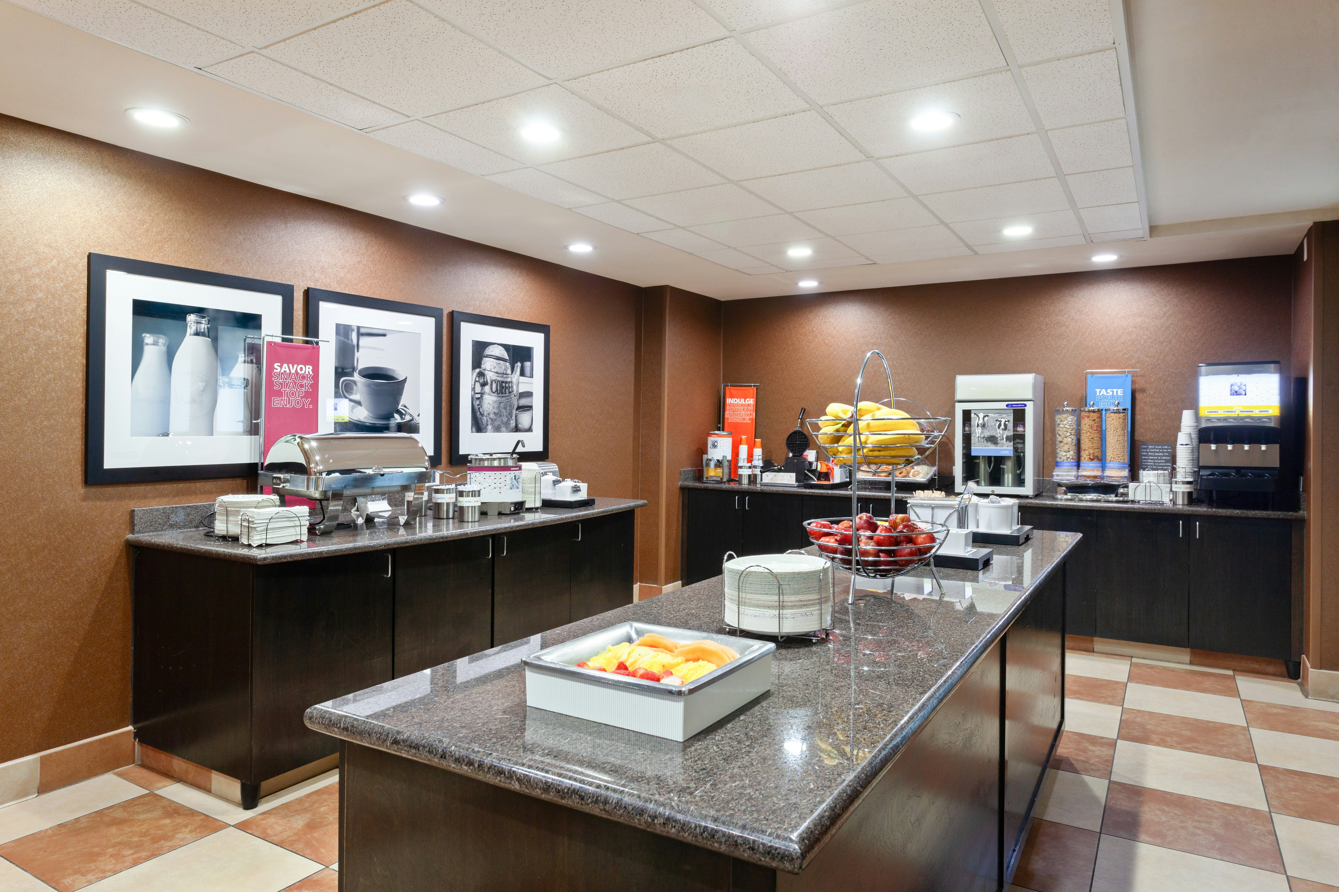Hampton Inn & Suites Fresno-Northwest, CA 21/33