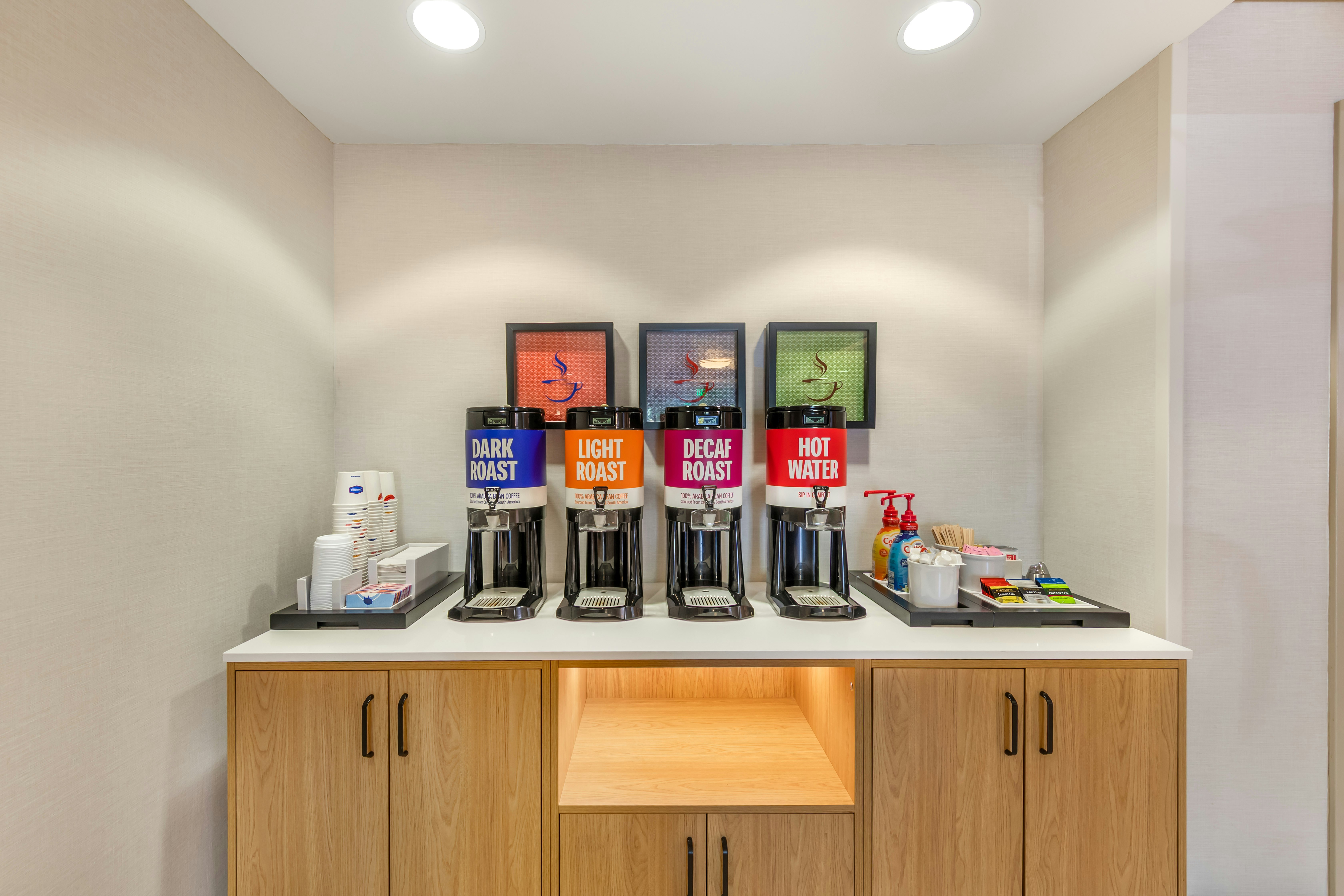 Hampton Inn And Suites Moreno Valley 26/63
