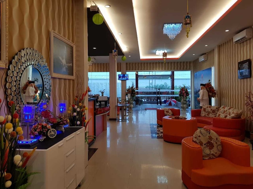 Fortune Front One Hotel Kendari 16/33