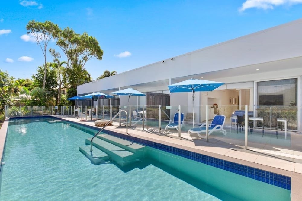 Pool Port Douglas 47/50