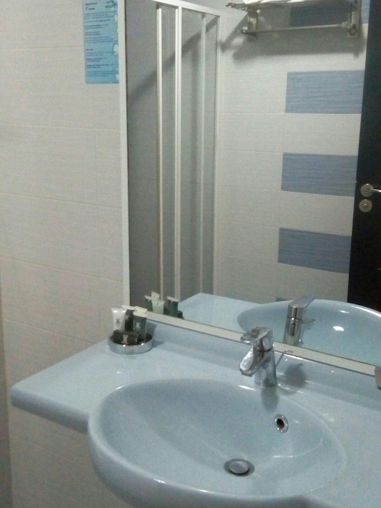 Abc Hotel 42/46