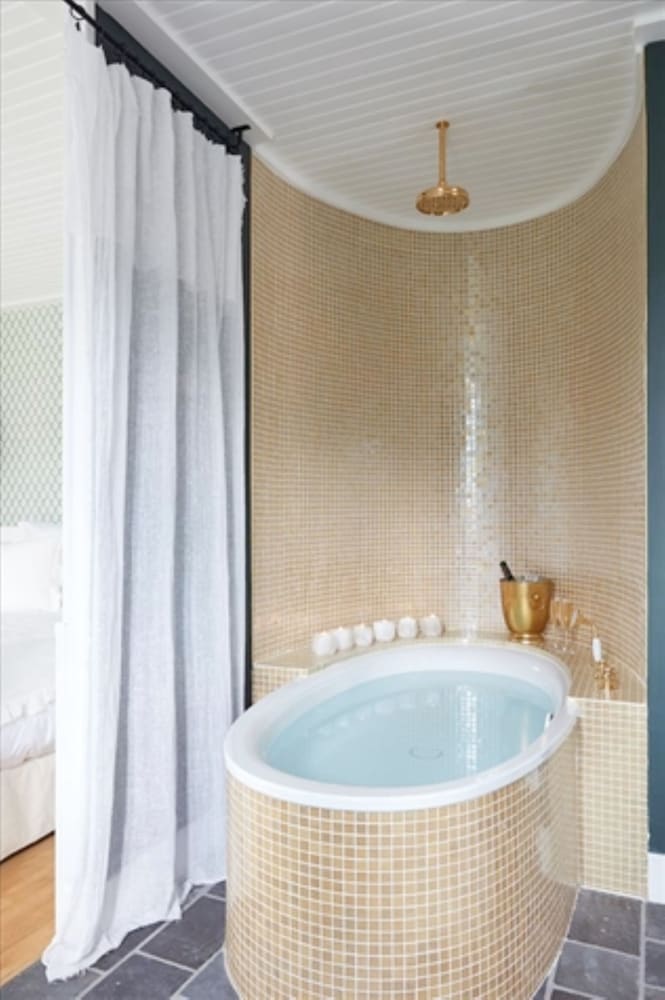 Grand Hotel du Soleil d Or 49/75