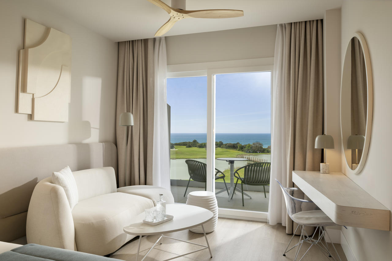 Amare Beach Hotel Sancti Petri 76/111