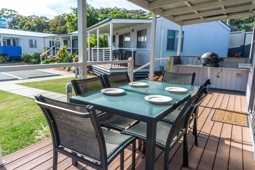 Nobby Beach Holiday Village 35/50