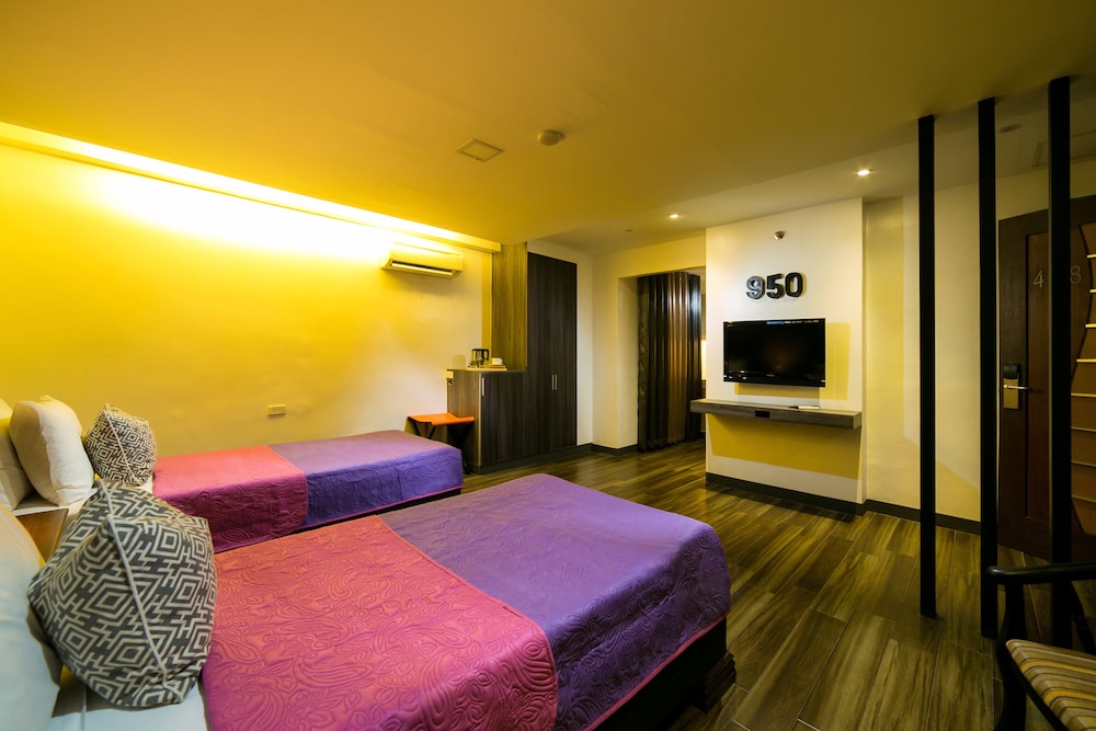 950 Condotel 46/58