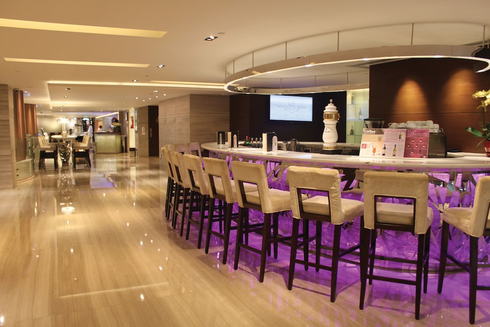 Prudential Hotel 37/44