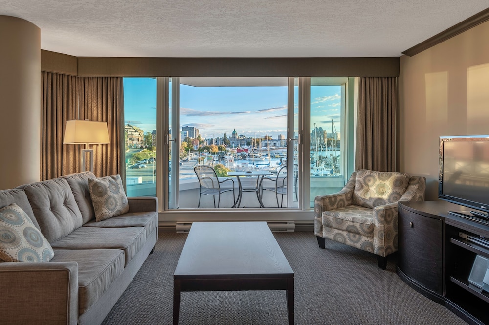 Victoria Regent Waterfront Hotel & Suites 49/86