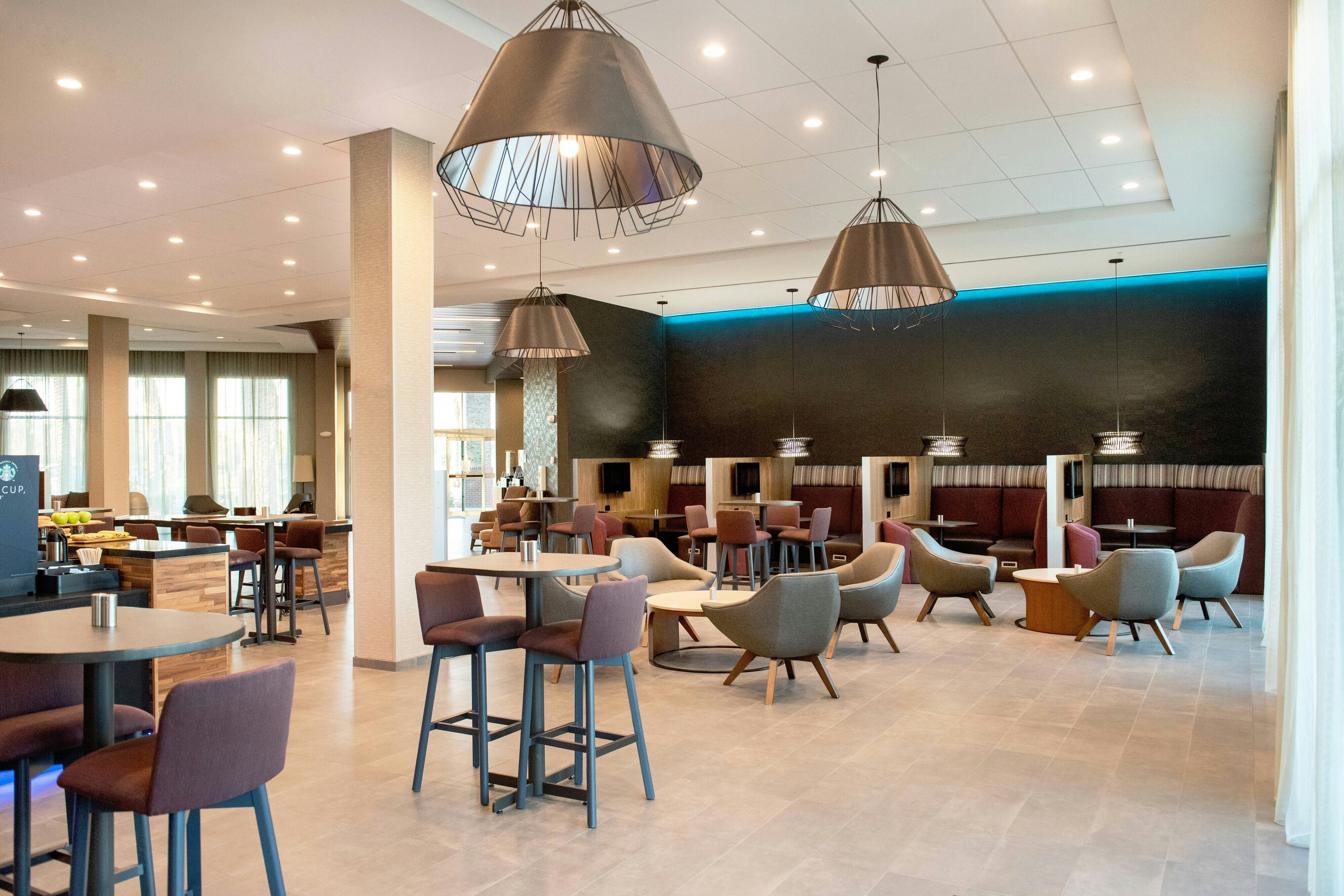 Courtyard by Marriott Mesa at Wrigleyville West 17/22