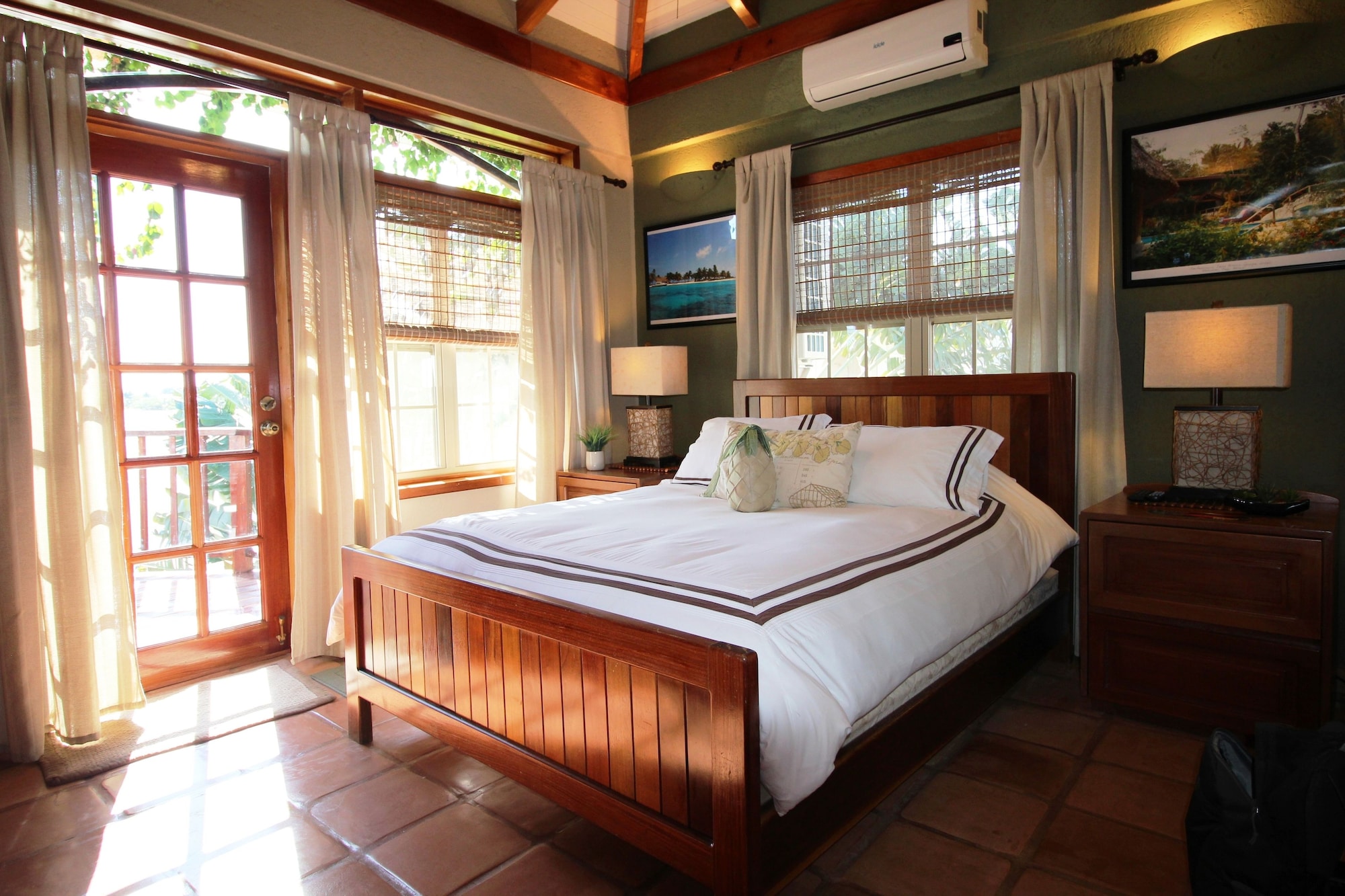 2 Bedrooms, Luxury, Villa, King Bed, Ocean Front