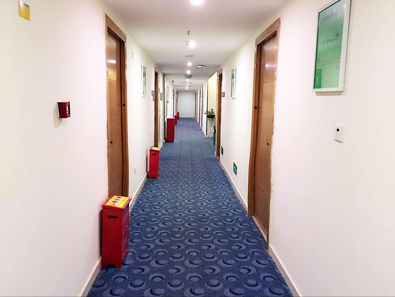 7 Days Inn (Chongqing University Town Xijie Pedestrian Street) 30/30
