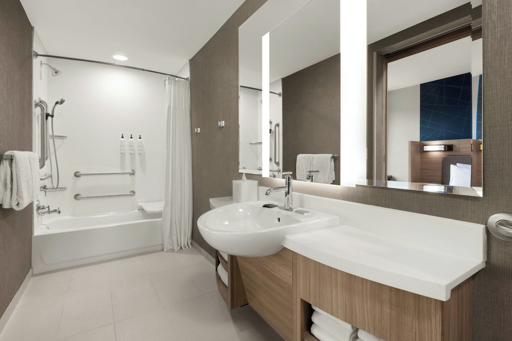 Springhill Suites By Marriott Kanab 28/31