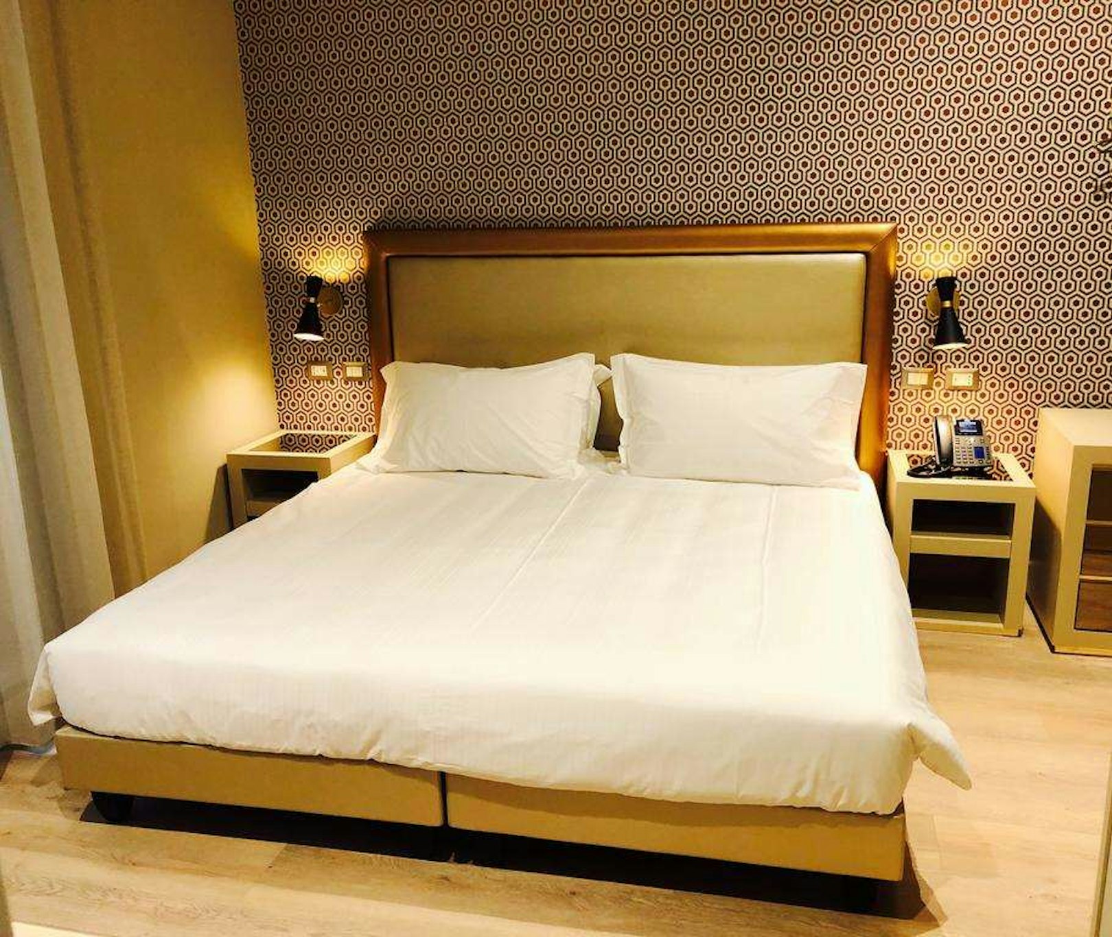 Caruso Place Boutique Wellness Suites 13/70