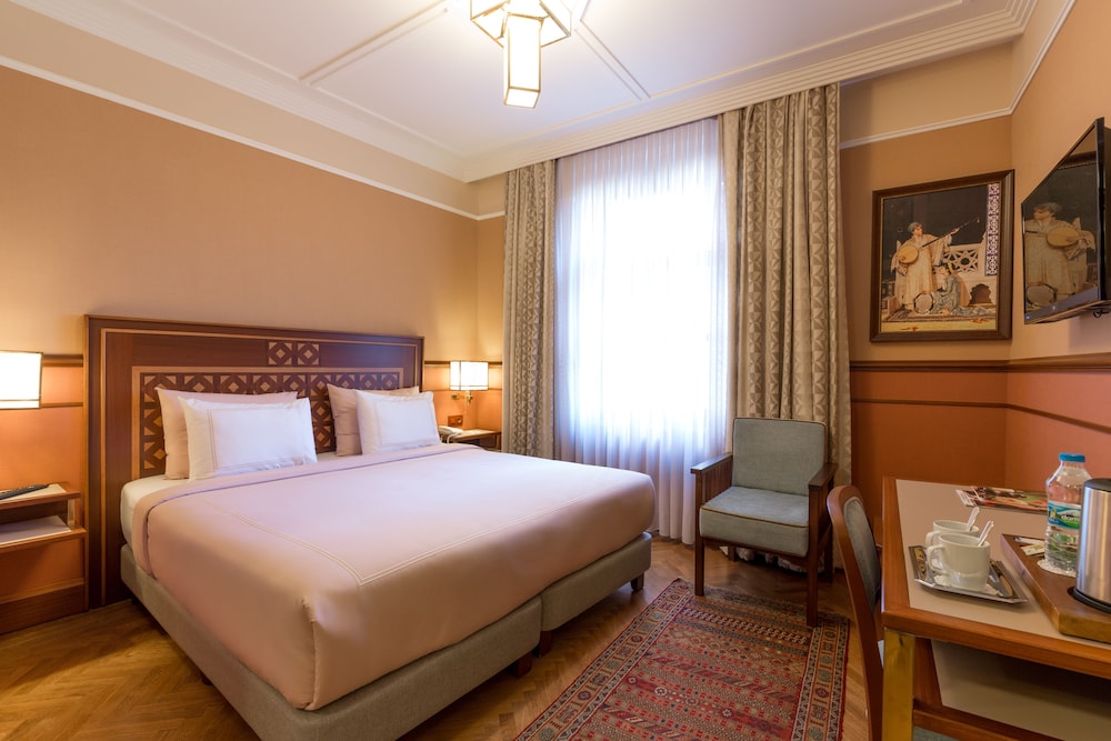 LALAHAN HOTEL 19/61