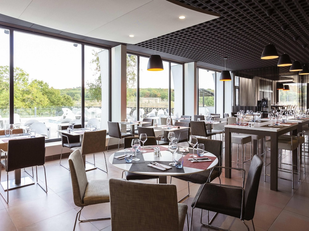 NOVOTEL LIMOGES LE LAC 48/72