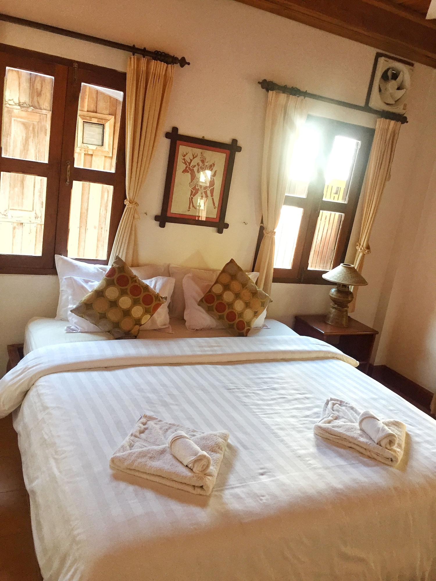 Deluxe, King Bed