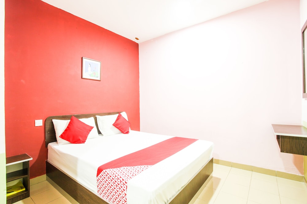 OYO 89539 Hotel Siswa 19/32
