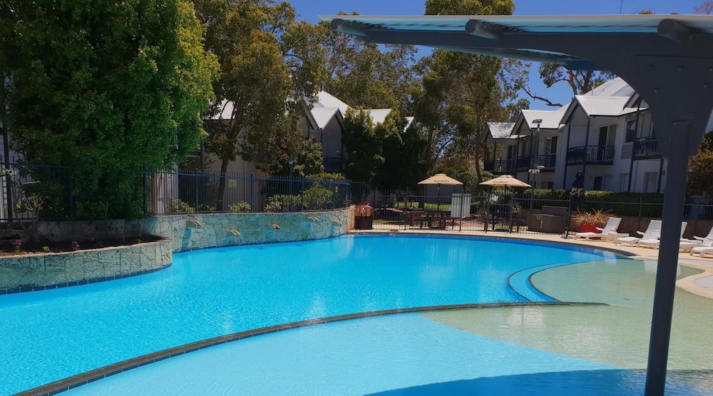 MANDURAH QUAY RESORT 42/72