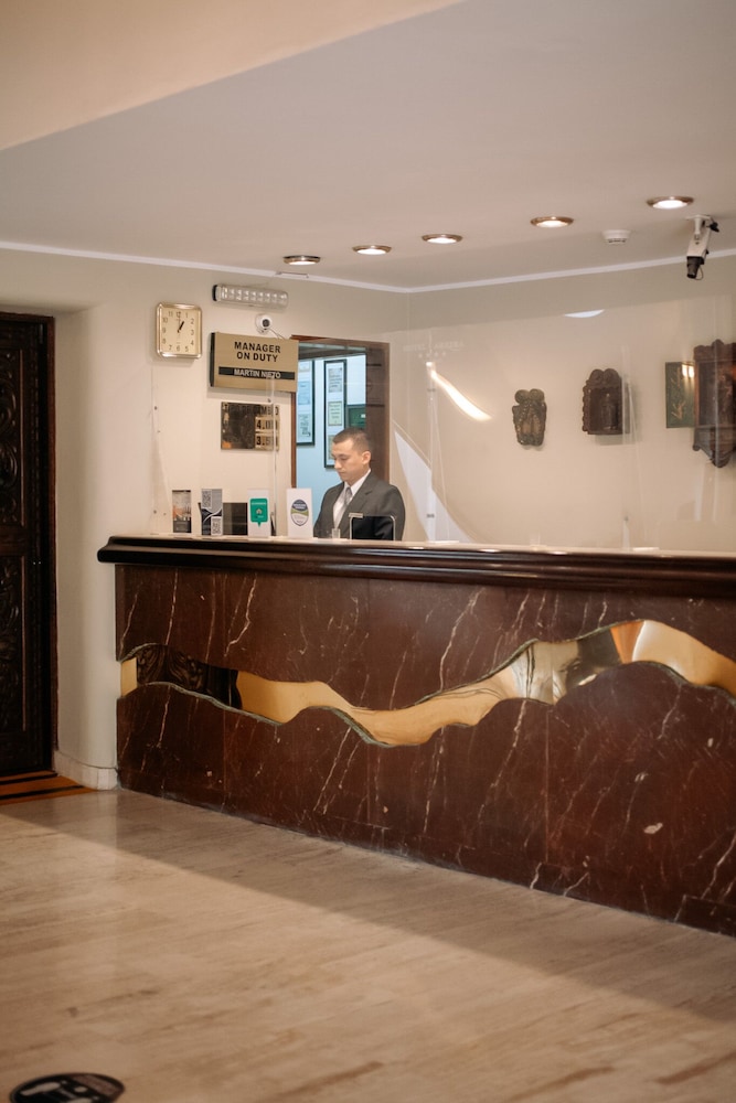 Hotel Carrera Ex Thunderbird Hotels Carrera 8/64