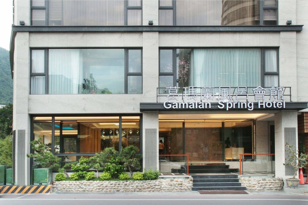 Gamalan FL Spring Hotel 1/42